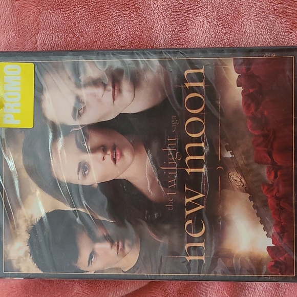 3 DVDs Twilight Series - Picture 2 of 6